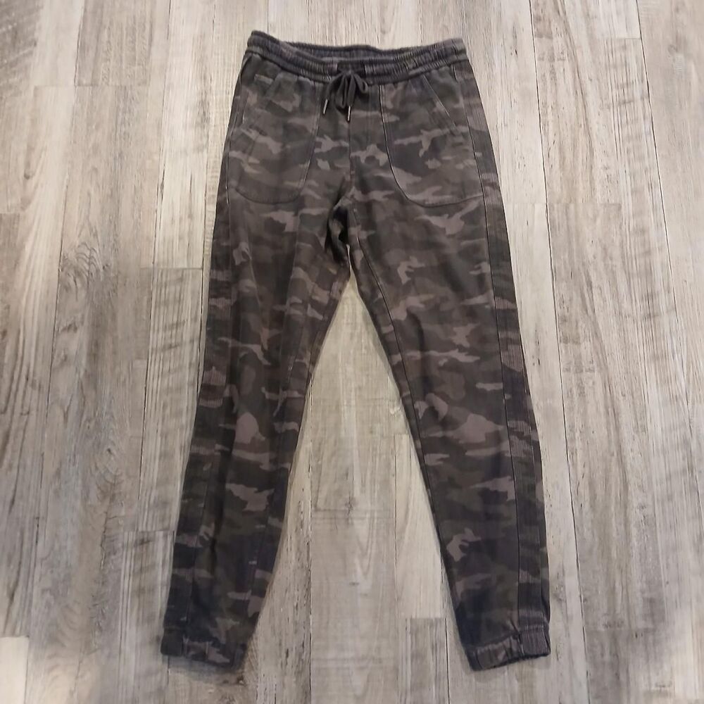 Athleta Farallon Joggers Women's Camo Green Size 2